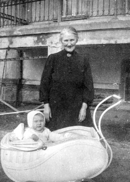 Aunt Alma from Berlin