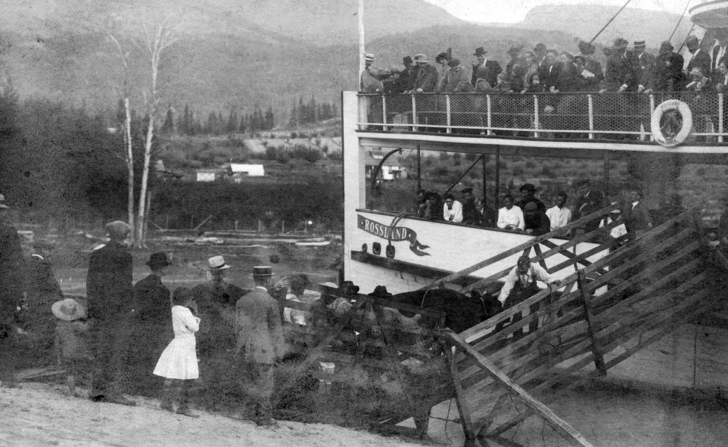 Loading Cattle on the Rossland at Fauquier