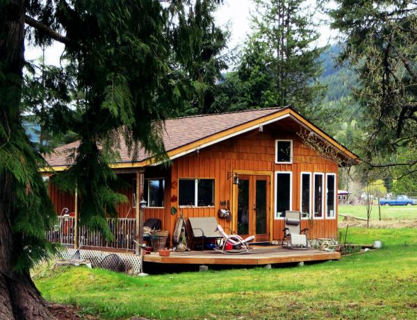 Biene's Studio in our Backyard