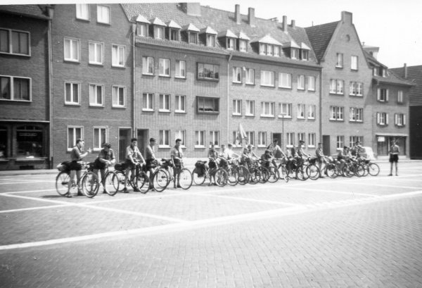 Lining Up Part of Tribe Zoska