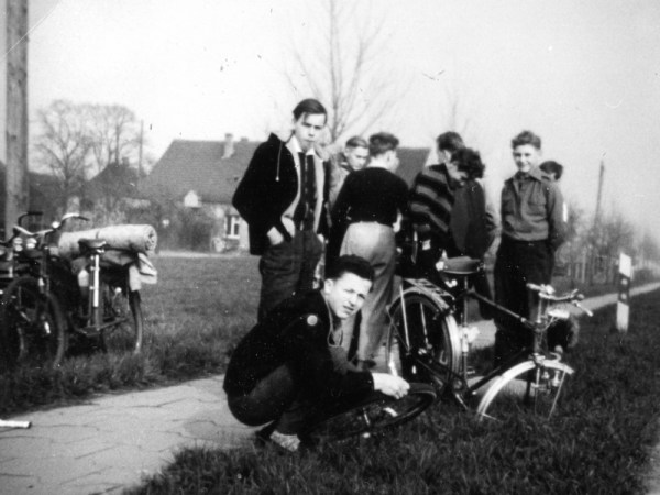 Fixing a Flat Tire on the Way to our Hide-Out