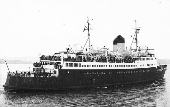 SS Sarnia 1892 - Photo Credit: bytown.net