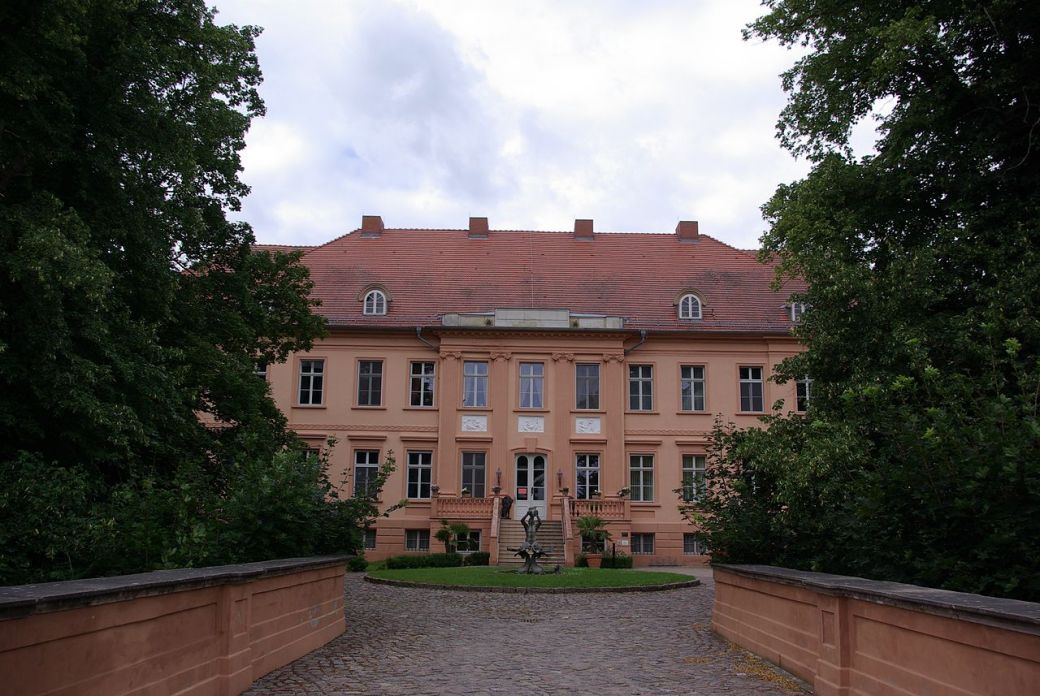 Schloss Rühstädt Photo Credit: wikipedia.org