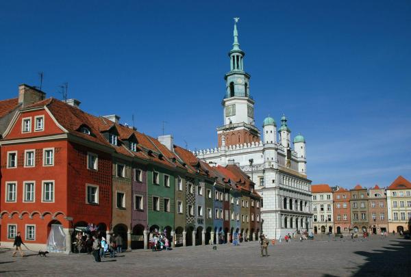 The Old Market in Poznan - Photo Credit: lis.uw.edu.pl