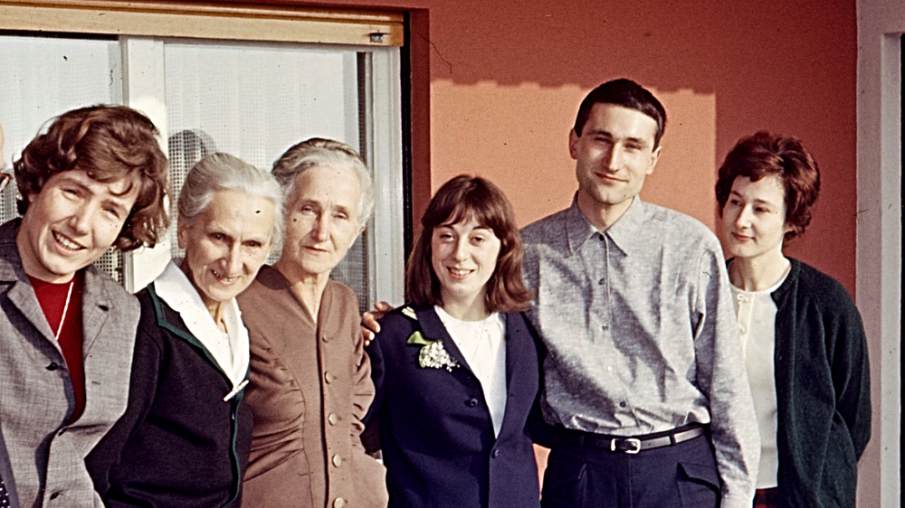 Biene at the Keglers April 65